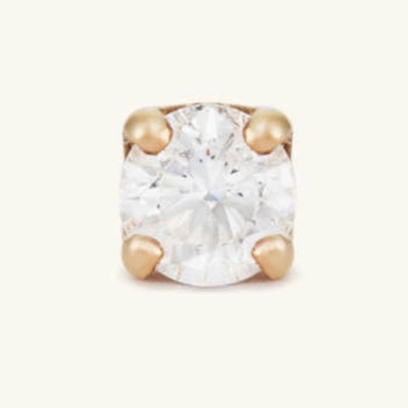 Mejuri Single Diamond Mini Stud - Picture 2 of 9